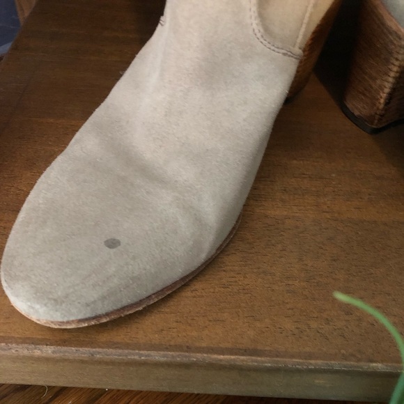 Alberto Fermani Chiara Italian Suede Ankle Boots Slouchy Euro 40 Size 8 - Picture 2 of 9